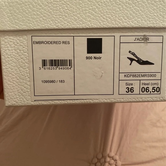 Dior embroidered res - Picture 4 of 8